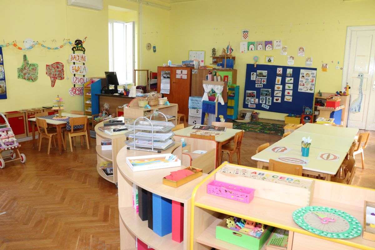 Područni objekt Sutomišćica